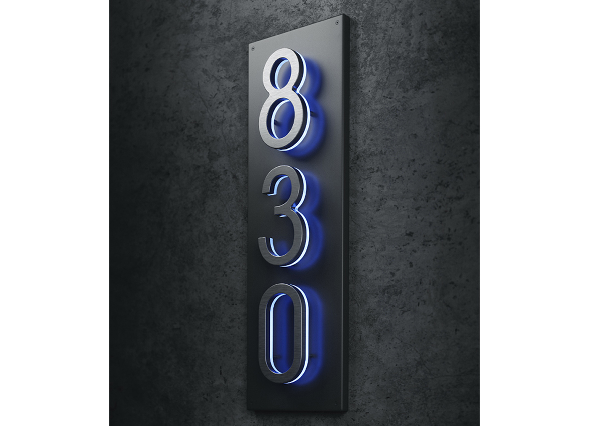 Vertical Backplate for 8″ Numbers