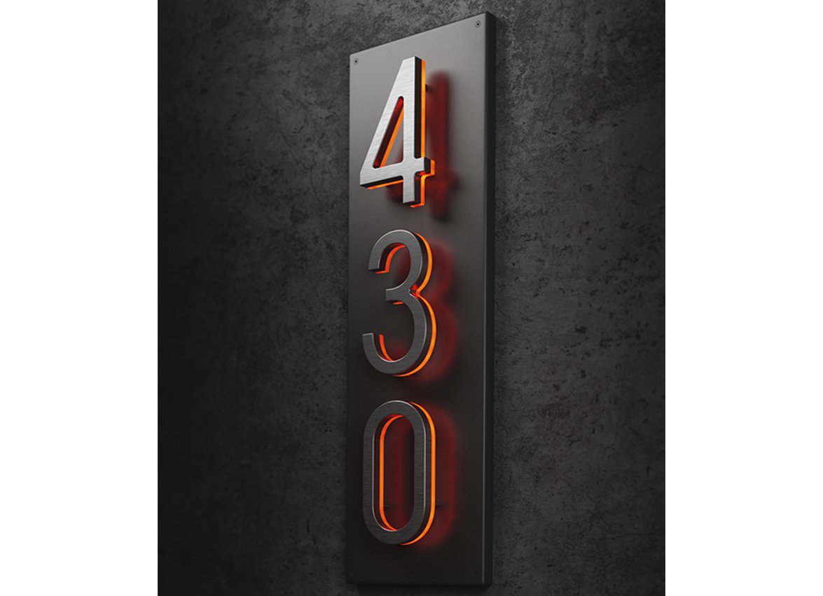 Vertical Backplate for 8″ Numbers