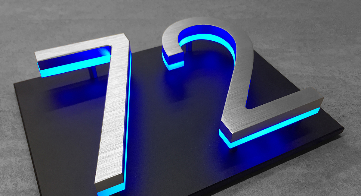 Luxello_Backlit_Backplate_Number